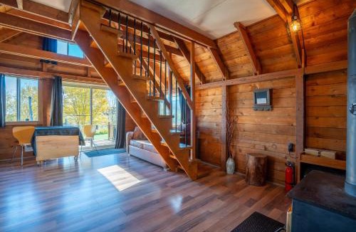 Sainte-Melanie Ski Chalet | Au Chic Chalet des Chutes Chic Rustique