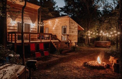 Hamilton House | The Green Acres Cabin