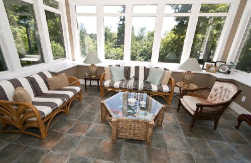 Lanark Bed & Breakfast | Clyde Hall Bed and Breakfast