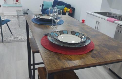 Angus Apartment | Bright 2 Bedroom Basement Apartment in Angus