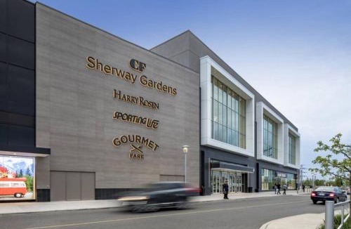 The Queensway Villa | Heritage 3BR Etobicoke Gem, Sherway Gardens, BBQ