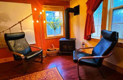 Elora Apartment | The Cozy Corner