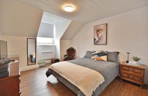 Saint-Pascal Hotel | Chambre 304 de l'hôtel Victoria confortable et moderne
