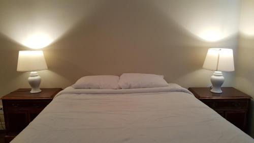 Hull Apartment | Duvernay Studios and Suites