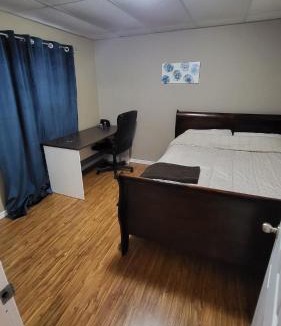 Welland House | Newly Furnished Modern Apartment