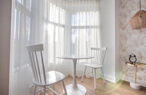 Plateau Mont Royal Apartment | Studio #12 - Self Check-In - Plateau - St-Denis