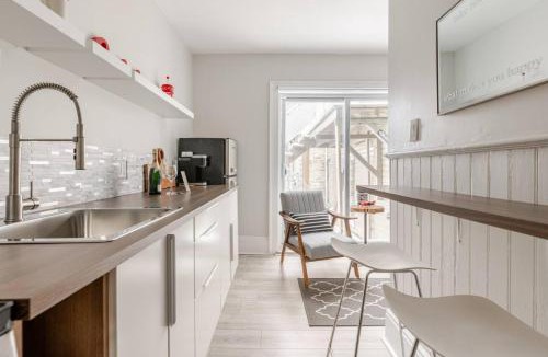 Perth Apartment | European Style Open Concept Oasis on the Tay River Basin