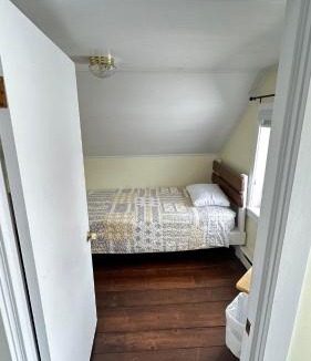 Crow Head Ski Chalet | Victoria Cottage