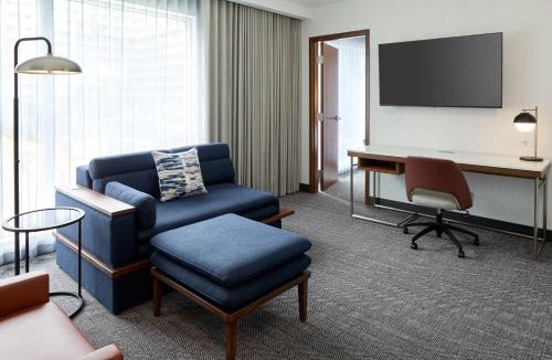 Laval-des-Rapides Hotel | Courtyard by Marriott Montreal Laval
