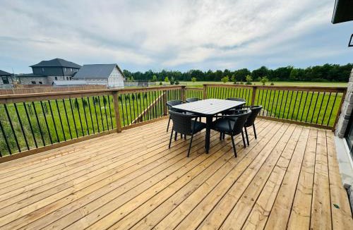 Port Elgin Villa | Luxury Home 2 mins drive to Saugeen Shores beach