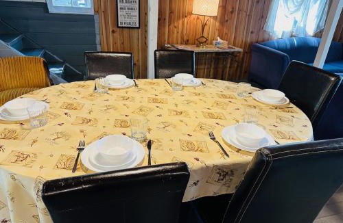 Bala House | Muskoka Sandy Beach Cottage
