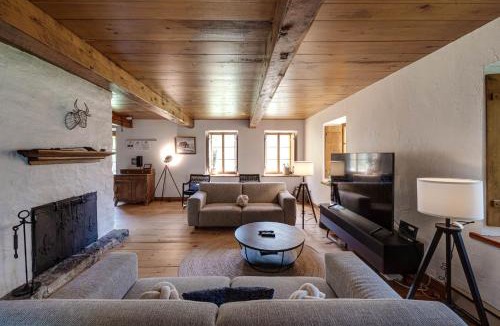 Saint Ferreol les Neiges Ski Chalet | La Maison Ricard - 4 chambres - 12 personnes