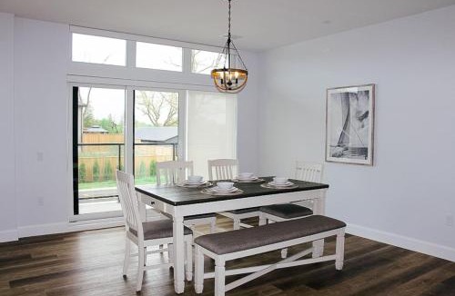 Grand Bend Apartment | Beachview getaway at the New Carlyle 300 on the Main strip in Grand Bend