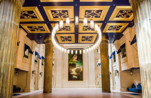 Bloor-Yorkville Hotel | Windsor Arms Hotel