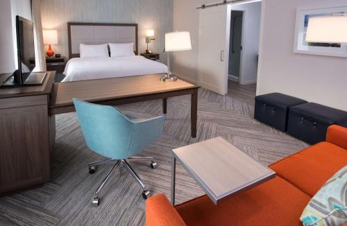 Fredericton Hotel | Chateau Fredericton, Trademark Collection by Wyndham