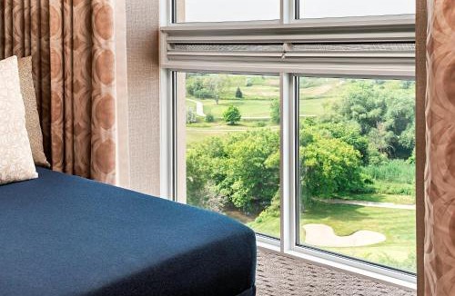 Etobicoke Hotel | Sheraton Toronto Airport Hotel & Conference Centre
