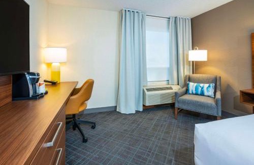 Ingersoll Hotel | Comfort Inn & Suites