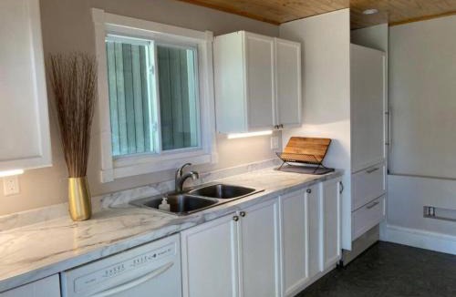 Greenwood - Coxwell House | Lovely Leslieville, exploring nature in the city