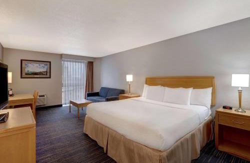 Niagara Falls Hotel | Days Inn by Wyndham Niagara Falls Near The Falls
