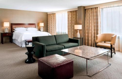 Financial District Hotel | Sheraton Centre Toronto Hotel
