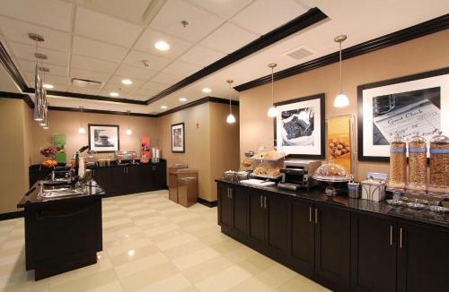 St. John's Hotel | Hampton Inn & Suites by Hilton St. John's Airport