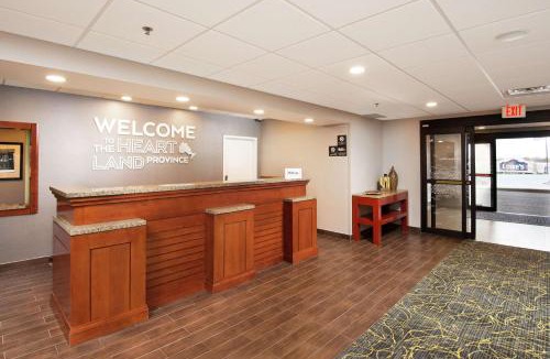Barrie Hotel | Hampton Inn & Suites by Hilton Barrie