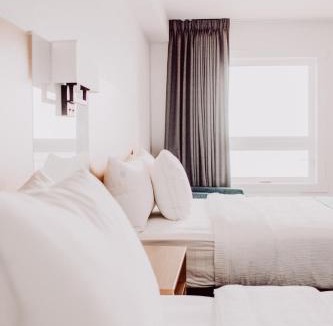 Fort Frances Hotel | La Place Rendez-Vous Hotel