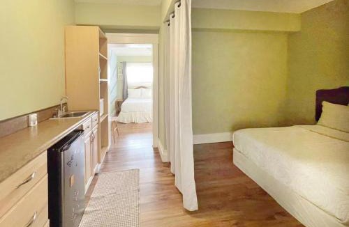 Saugeen Shores Hotel | Sunny Motel Port Elgin