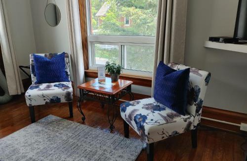 Gananoque Bed & Breakfast | Stonewater Manor B&B