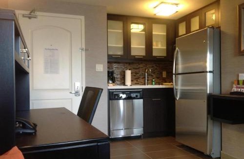 Central Hamilton Hotel | Staybridge Suites Hamilton - Downtown by IHG