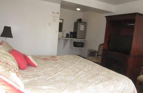 Sauble Beach Cabin | Sauble River Marina and Lodge Resort