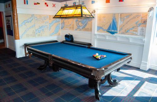 Brockville Apartment | Tall Ships Landing Coastal Resort