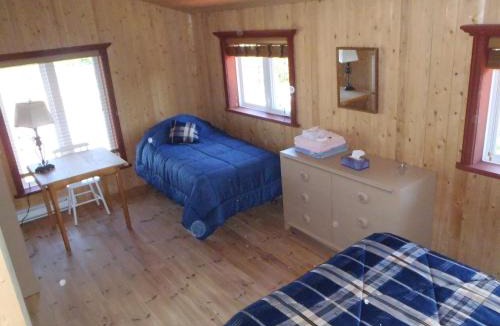 Havre-aux-Maisons Bed & Breakfast | Gîte La Maison Chez J.P. Bed and Breakfast