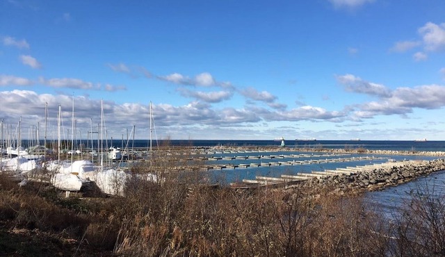Apartment for Family Vacation or Short Term Rental in St Catharines, Niagara