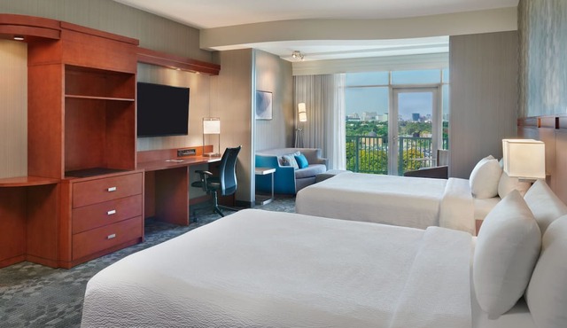 Courtyard by Marriott Ottawa East