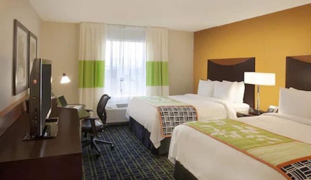 Fairfield Inn & Suites by Marriott Toronto Mississauga