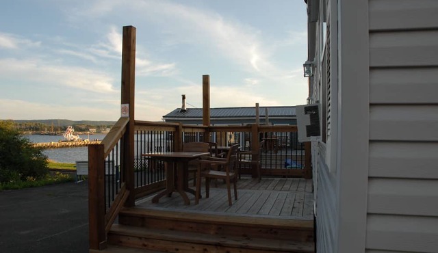 Harbourview Motel & Accommodations