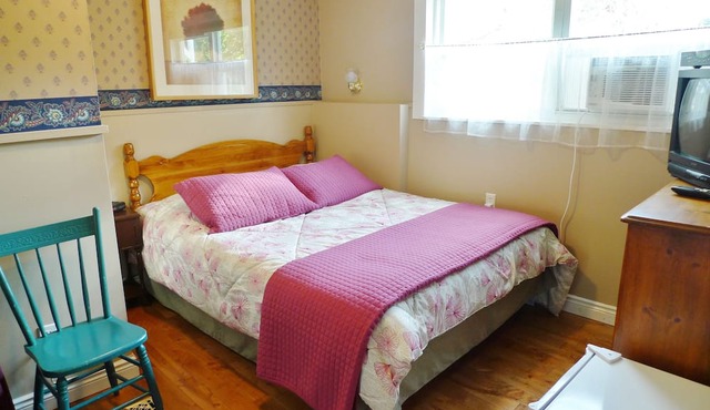 Cavendish Breeze Inn