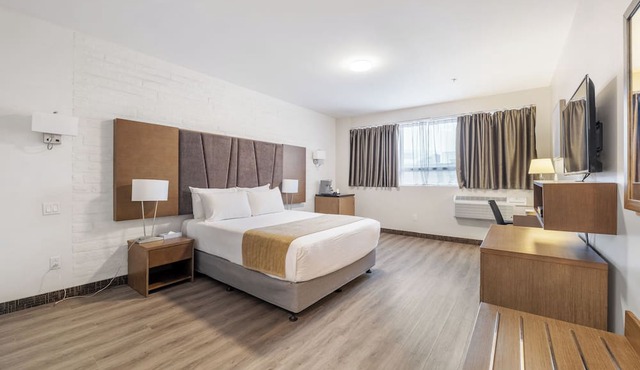 Hotel Montreal Metropolitan, an Ascend Collection Hotel