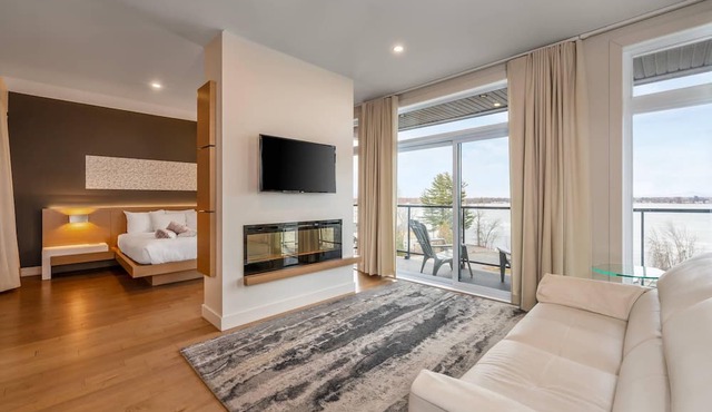 Hotel du Lac Champlain, an Ascend Collection Hotel