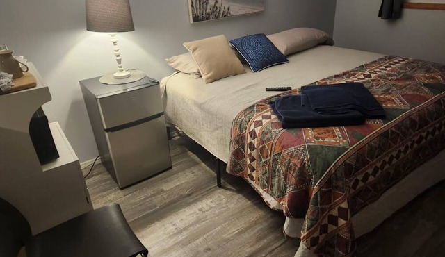 Lakeside Village Park Motel