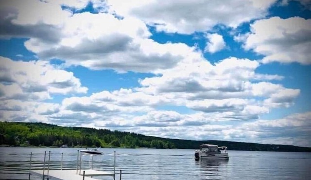 Escapade du lac | Spa | Vue Incroyable