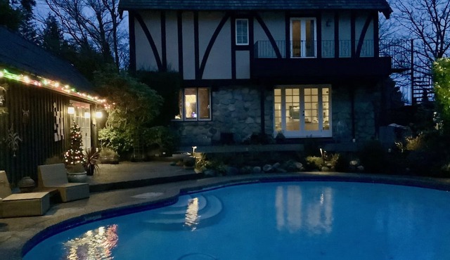 Suite Smart West Van