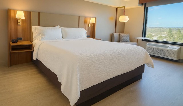 Holiday Inn & Suites Mississauga West - Meadowvale
