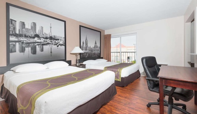 Super 8 by Wyndham Cambridge/Kitchener/Waterloo Area