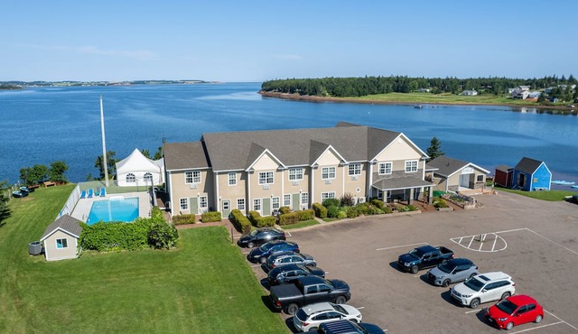 Inn at the Pier