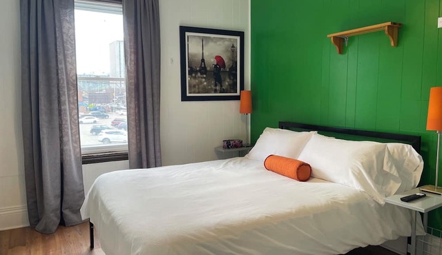Barefoot Inn
