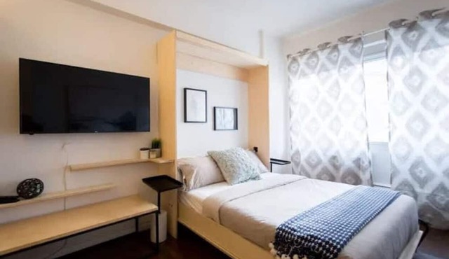 The Sherbrooke Suite 102