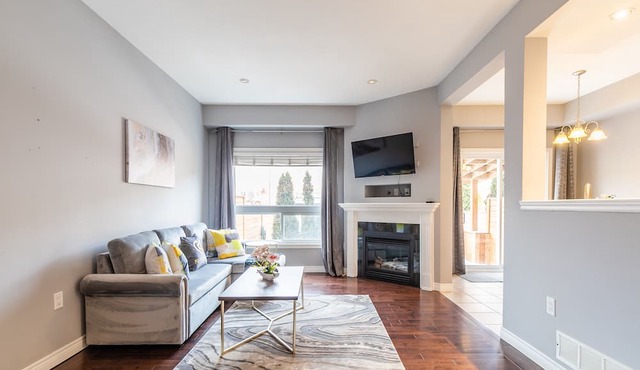 GLOBALSTAY. Modern 3-4 Bedroom Town