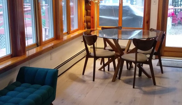Lakefront 3BR Log Cabin w/Dock and Fire Pit in Rindge